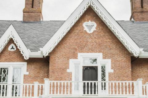 Warrenwood Manor