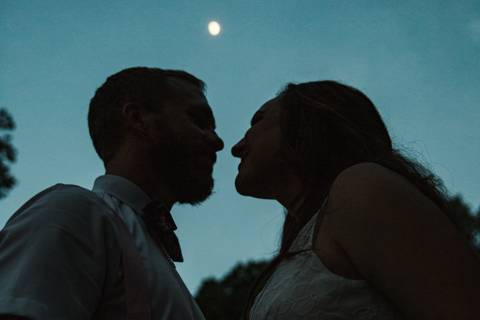 Full moon wedding