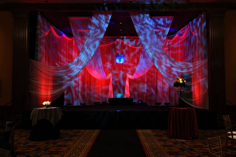 Uplighting/Mirror Ball/Draping