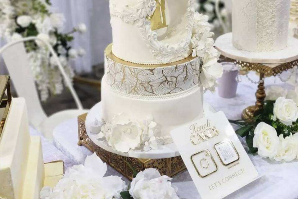 Tall wedding cake