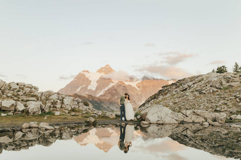 Seattle Elopement Photographer