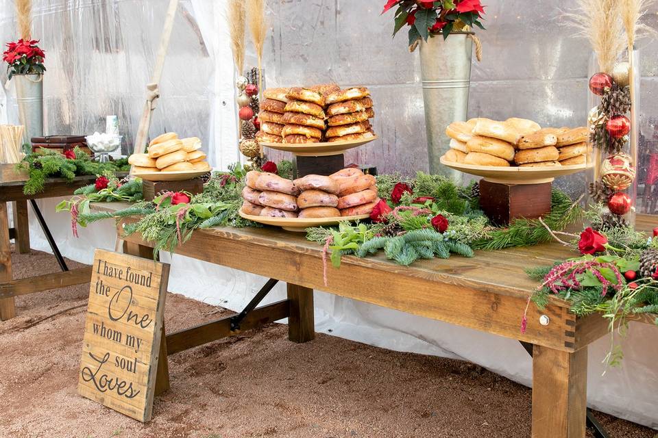 Bagel Display