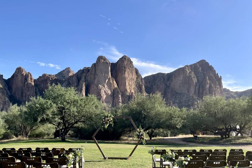 Saguaro Lake Guest Ranch