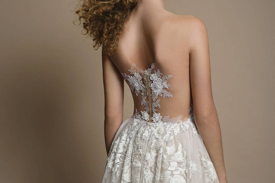 Galia Lahav