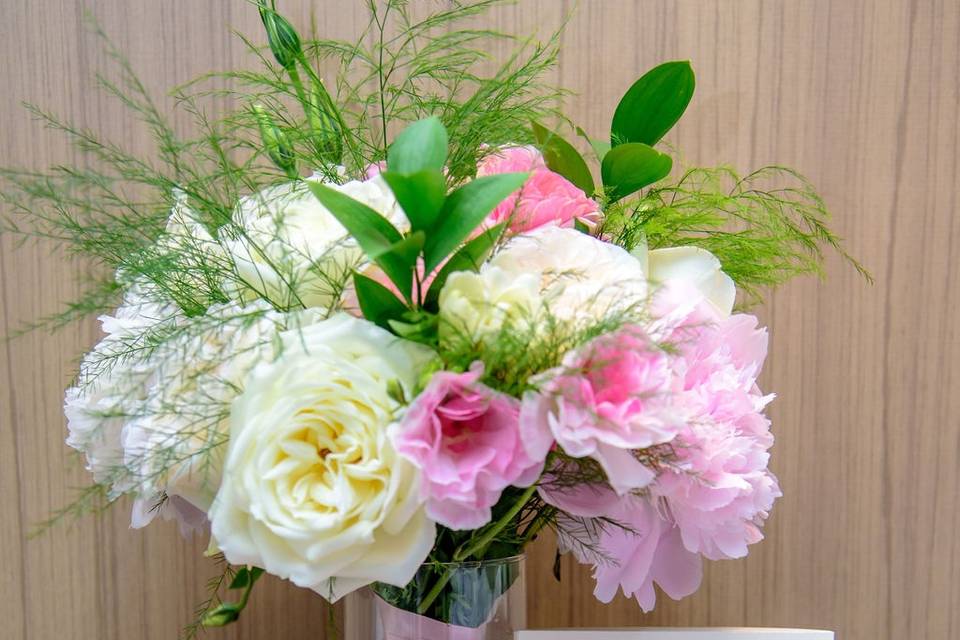 Bridal Bouquet and Invitation