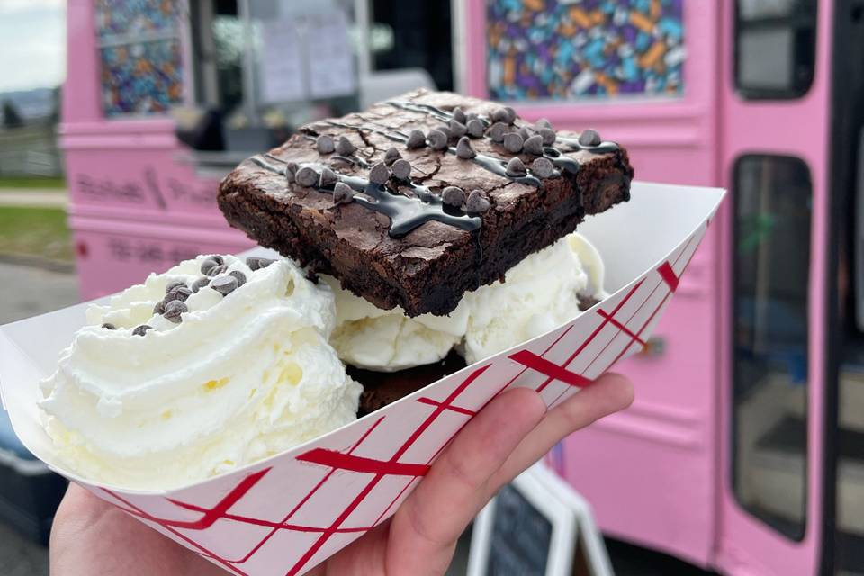 Brownie ice cream sandwich