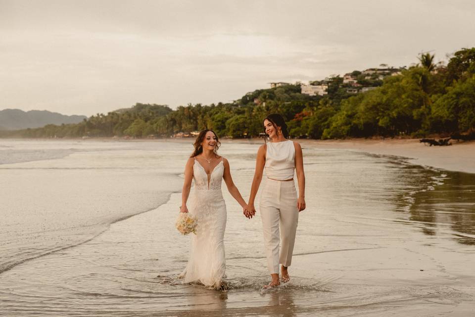 Romantic clean Beach wedding