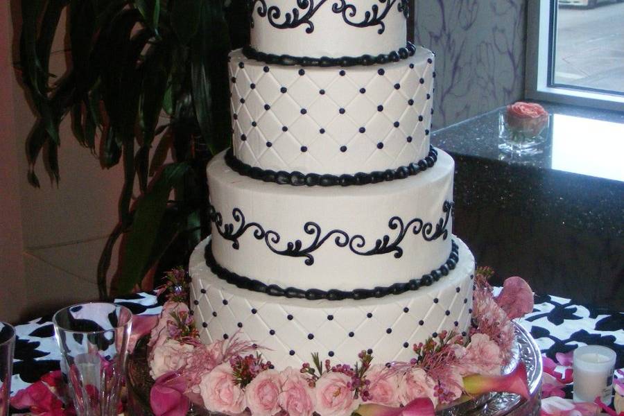 Wedding Cakes by Tammy Allen