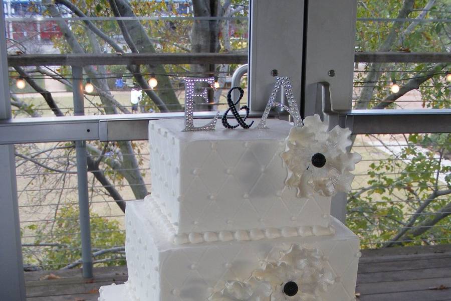 Wedding Cakes by Tammy Allen