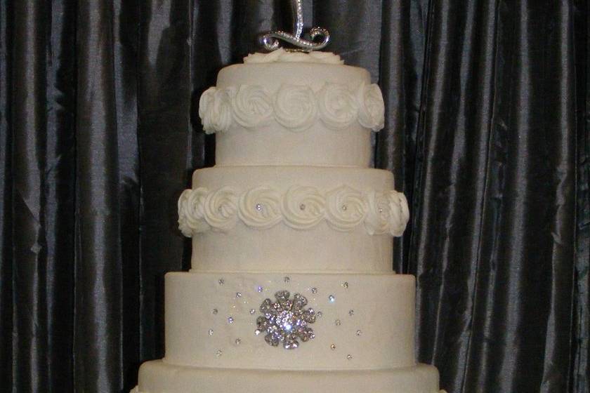 Wedding Cakes by Tammy Allen