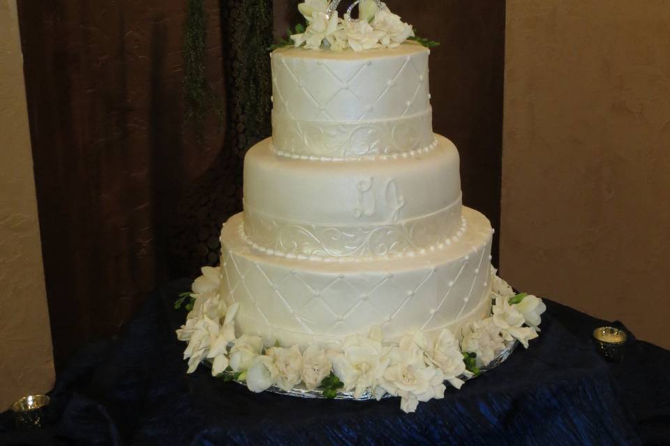 Wedding Cakes by Tammy Allen