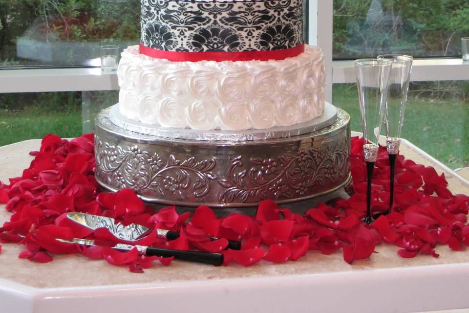 Wedding Cakes by Tammy Allen