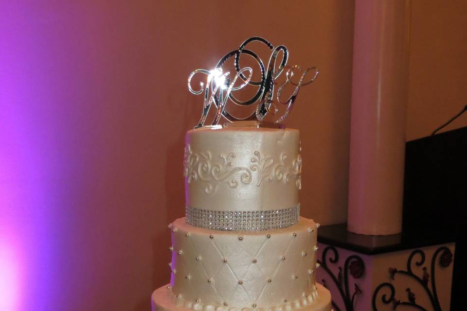 Wedding Cakes by Tammy Allen