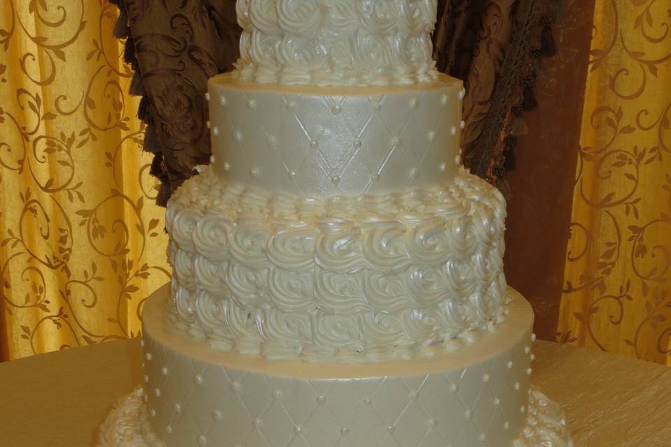 Wedding Cakes by Tammy Allen