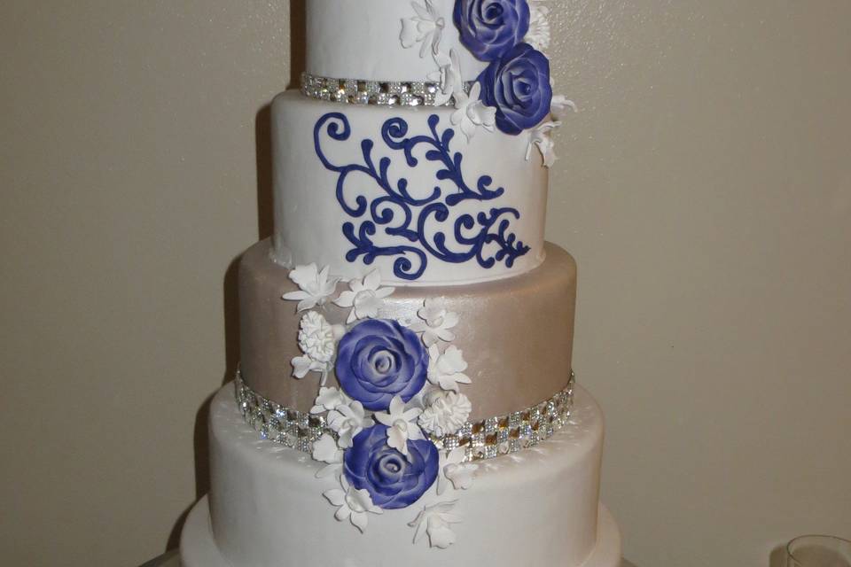 Wedding Cakes by Tammy Allen