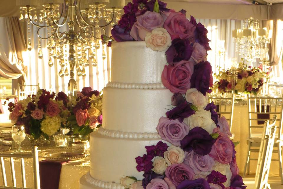 Wedding Cakes by Tammy Allen