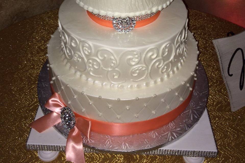 Wedding Cakes by Tammy Allen