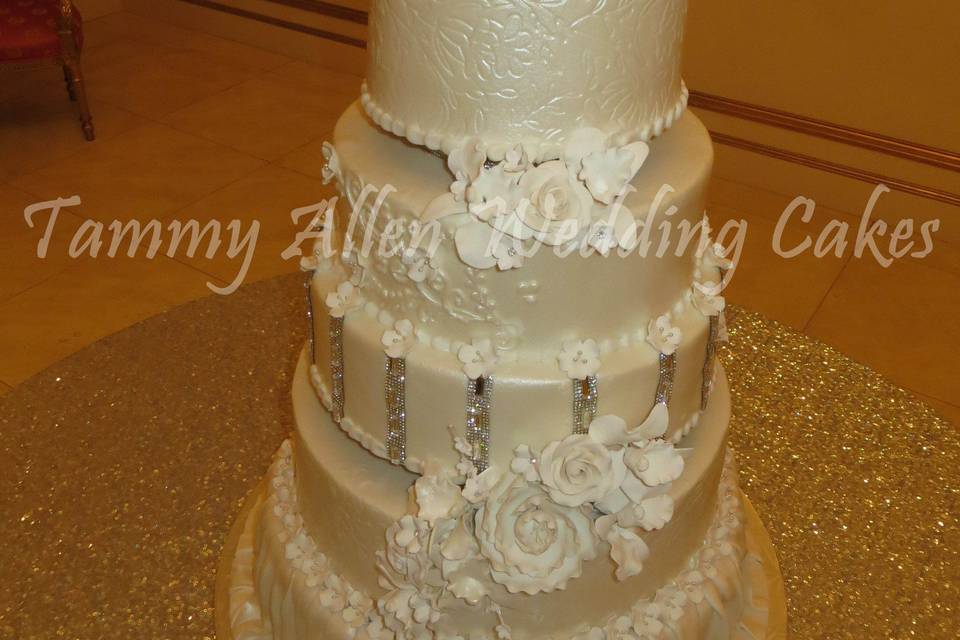 Wedding Cakes by Tammy Allen