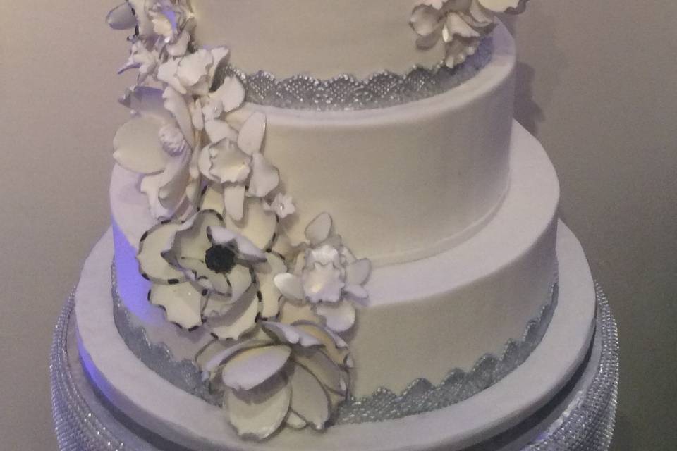 Wedding Cakes by Tammy Allen