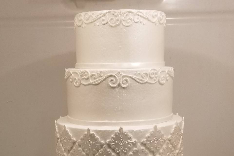 4-tier wedding cake