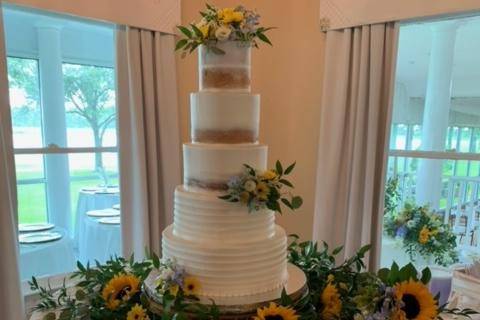 Weddings Cakes by Tammy Allen