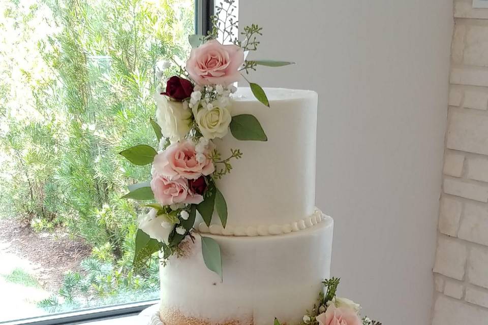 Weddings Cakes by Tammy Allen