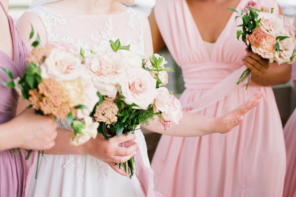 Carolyn and her bridesmaids