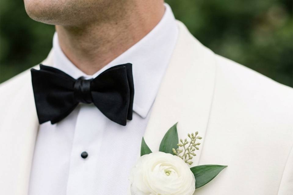 Boutonniere, ivory jacket