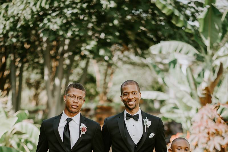 Groomsmen