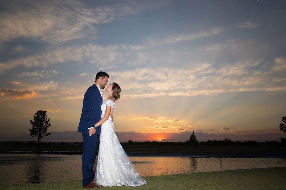 Wedding sunset at lake