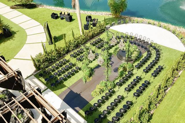 Corkscrew Weddings & Winery