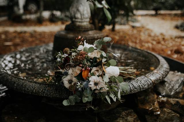 Stunning bridal bouquet