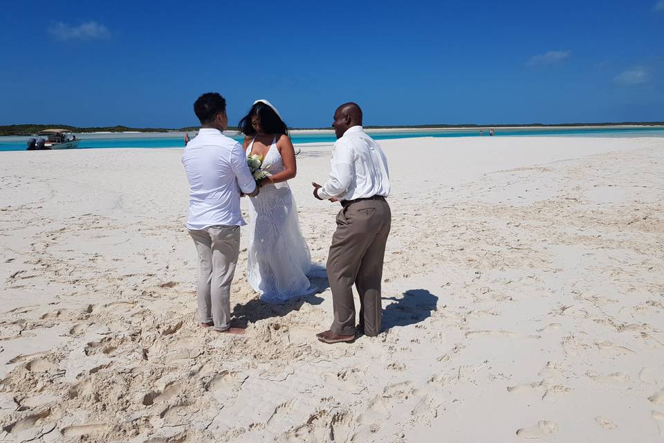 SANDBAR Wedding EXUMA