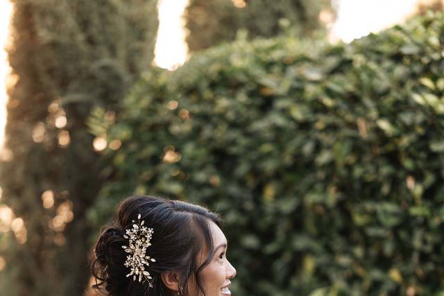 Winové Phoenix Bridal hair and
