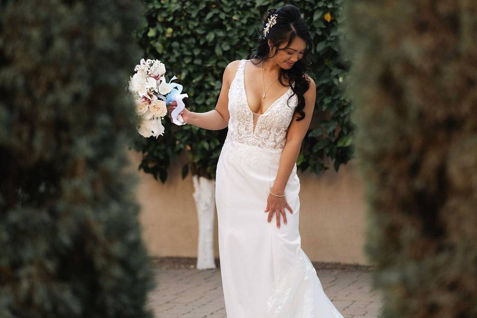 Winové Phoenix Bridal hair and