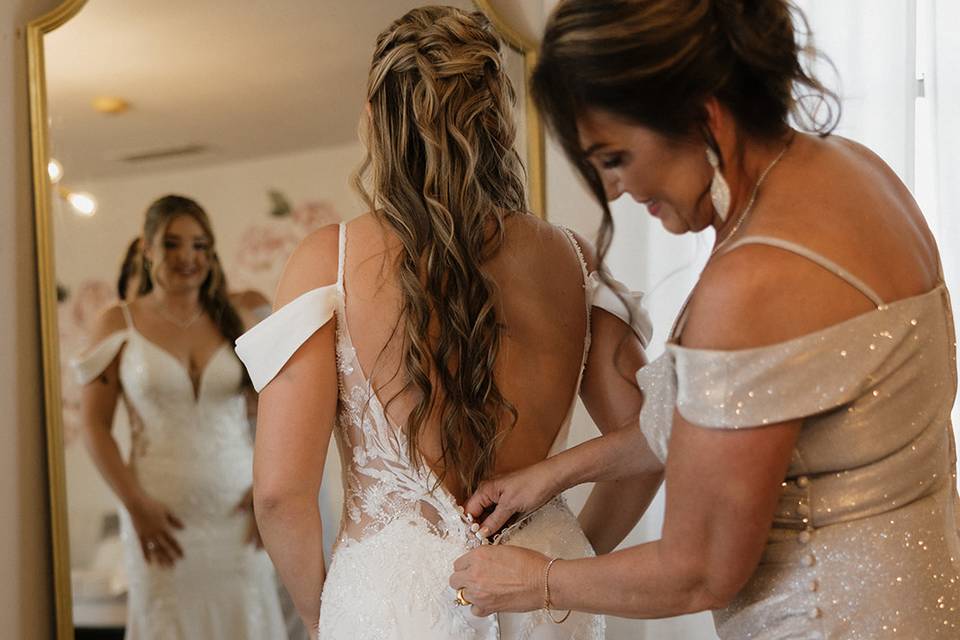 Winove phoenix hair & makeup