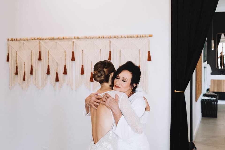 Winove phoenix hair & makeup a
