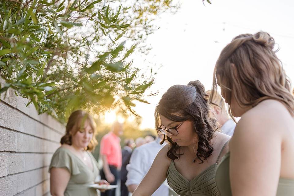 Winove phoenix hair & makeup