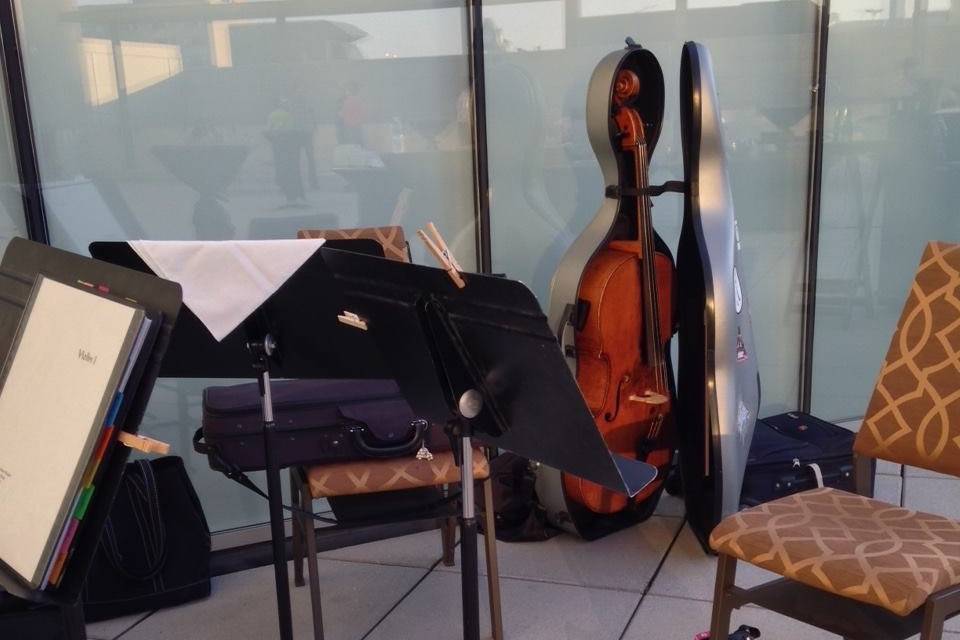 The Corridor Quartet enjoyed a nice evening on the terrasse of Hotel Vetro performing for a Women Studies conference.