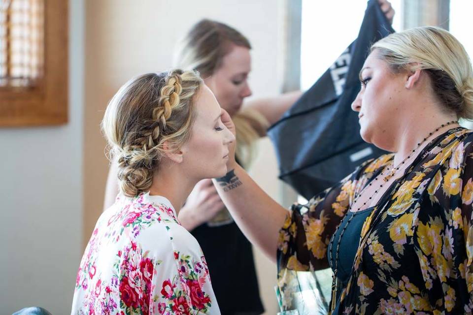 Bridal makeup session - Kristi Midgette Photography