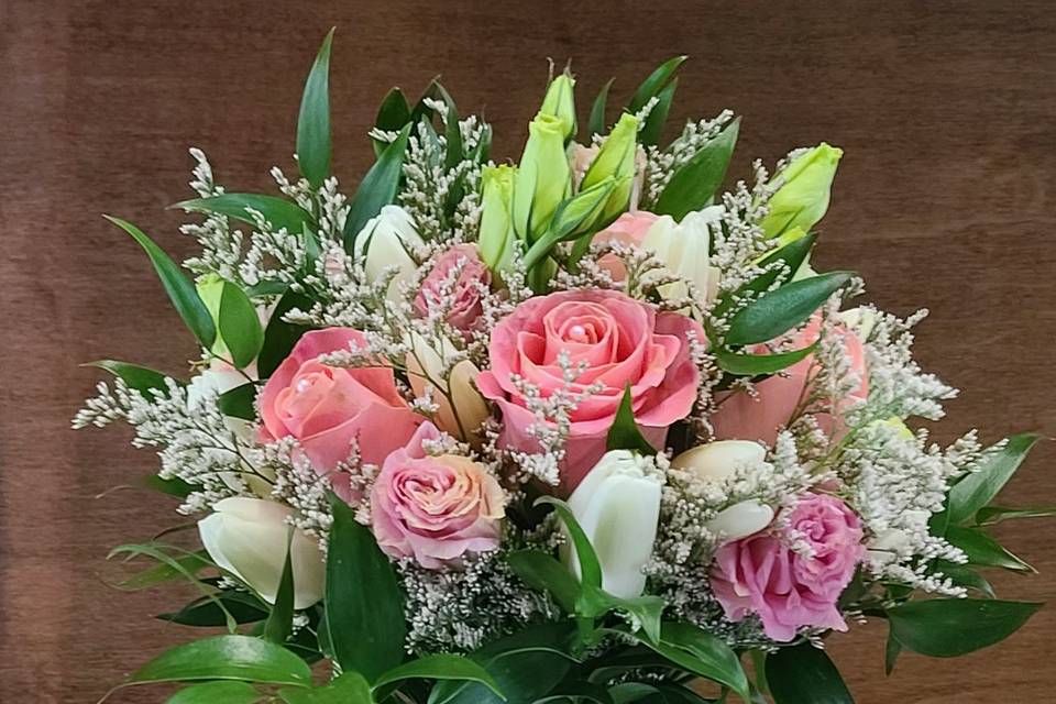 Pretty Pinks Bouquet 2