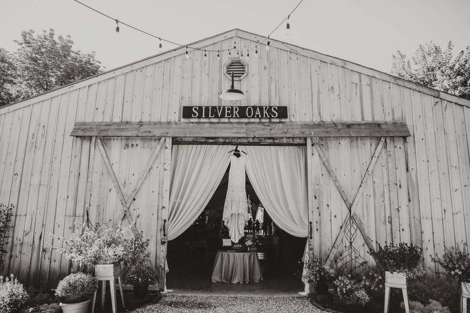 The Barn at Silver Oaks Estate