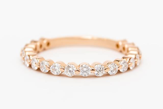 Thanh tin jewelry shop