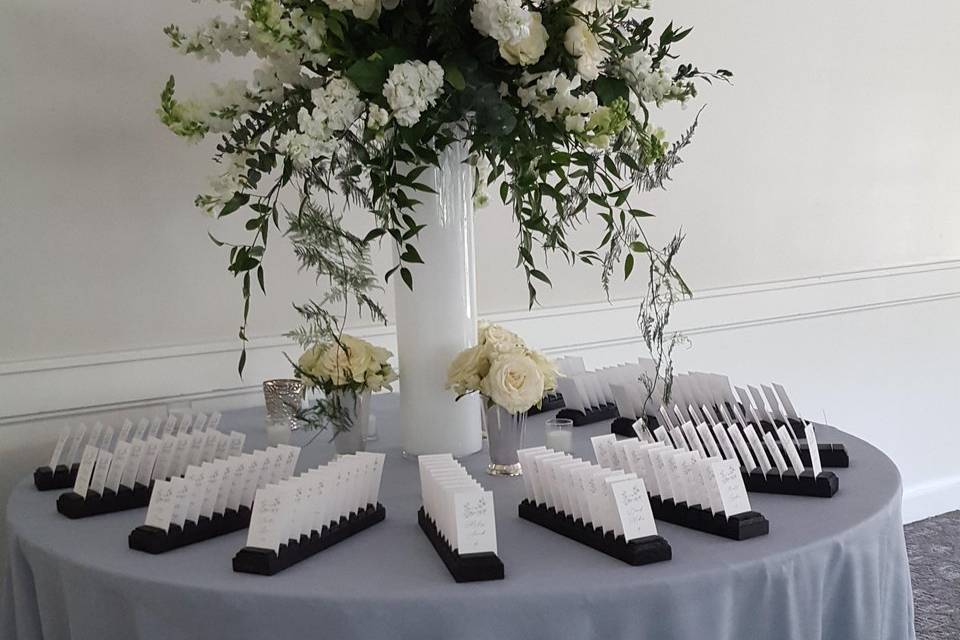 Place card table