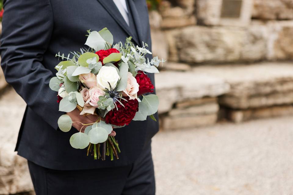 Romantic Floral Arrangement