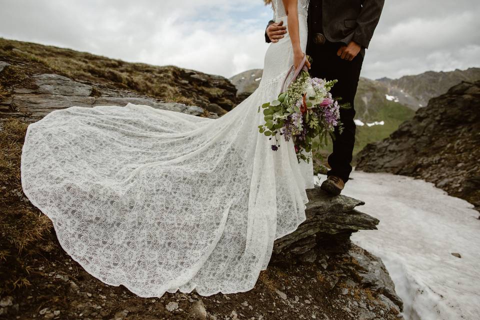 Wildflower elopement bouquet