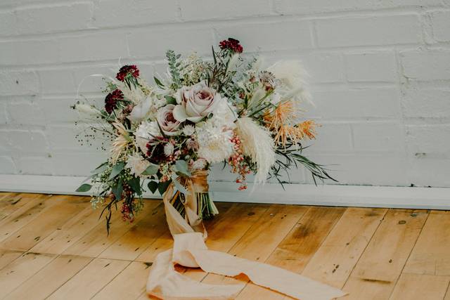 BRIDE'S BOUQUET