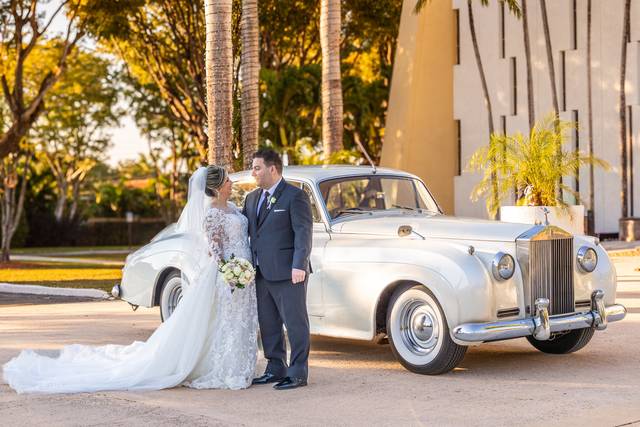 Balance Blanco Weddings