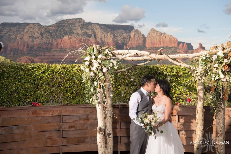 Weddings In Sedona, Inc.