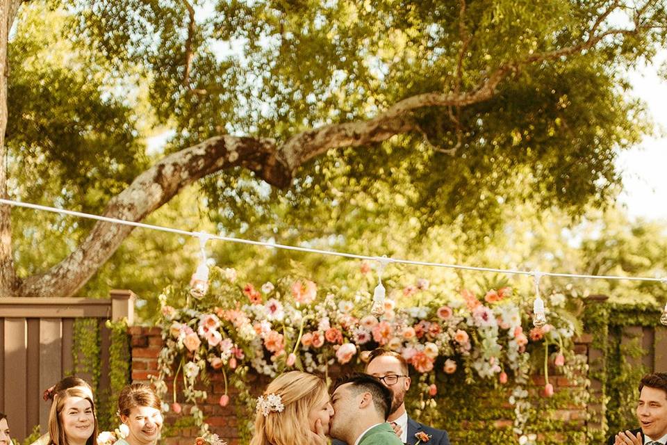 First kiss as husband and wife